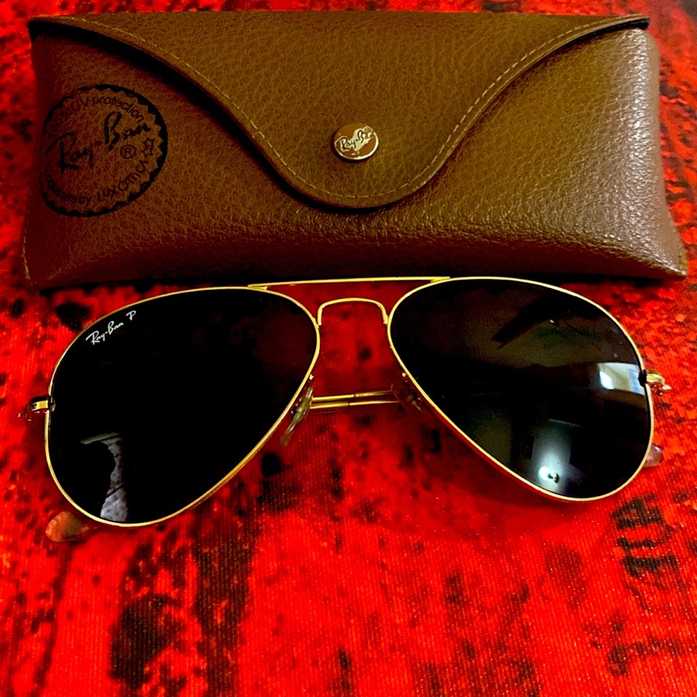 Polarized Gold RayBans — Aviator Style
